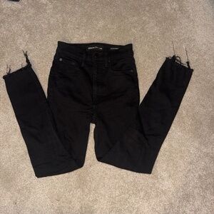 Aritzia Black skinny jeans